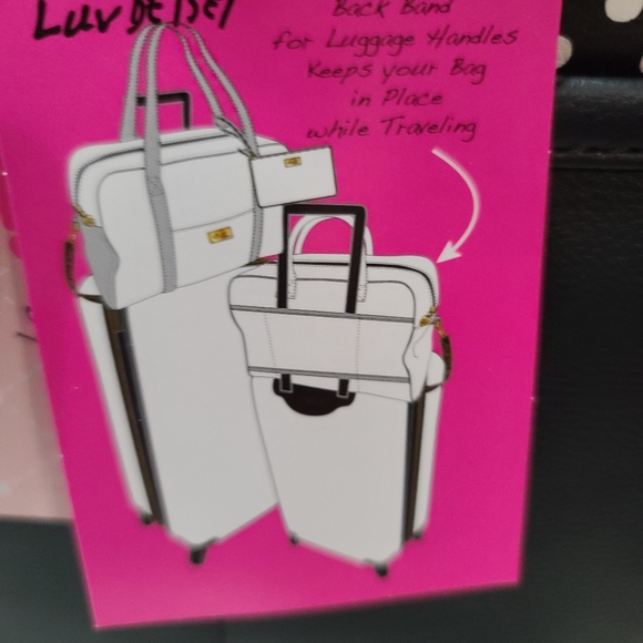 Betsey Johnson Weekender Luggage - Picture 6 of 13